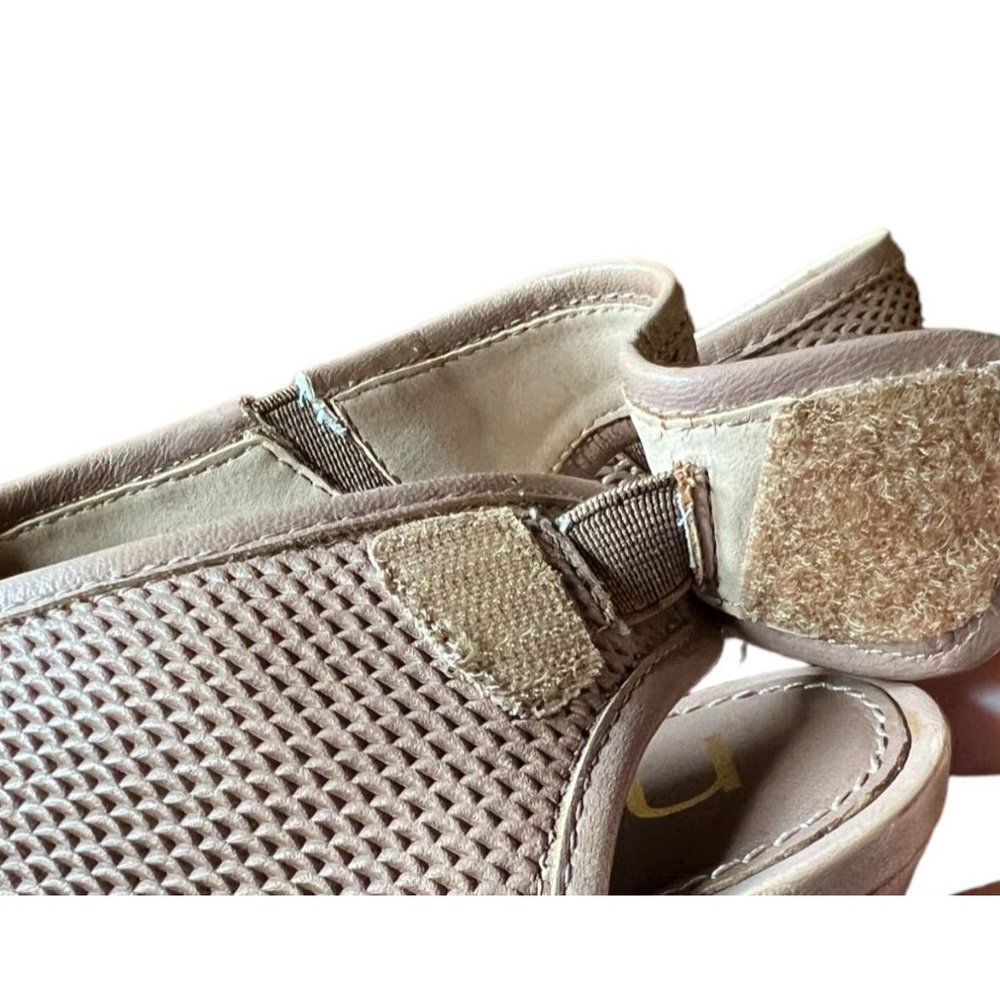 Nicole Shoes Womens Size 6.5M Beige Block Heel Peep Toe - Picture 8 of 8